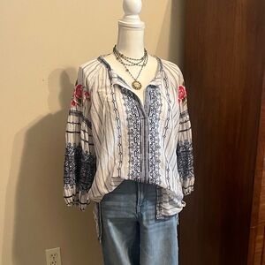 Johnny Was Blue and Soft white Tunic